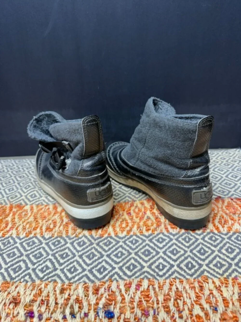 UGG Marrais Winter Boots Woman's Size 7